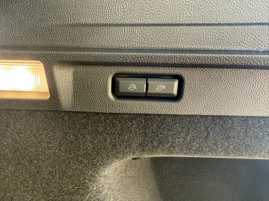 New 2025 Lincoln Corsair Grand Touring w/ Equipment Group 302A image 22