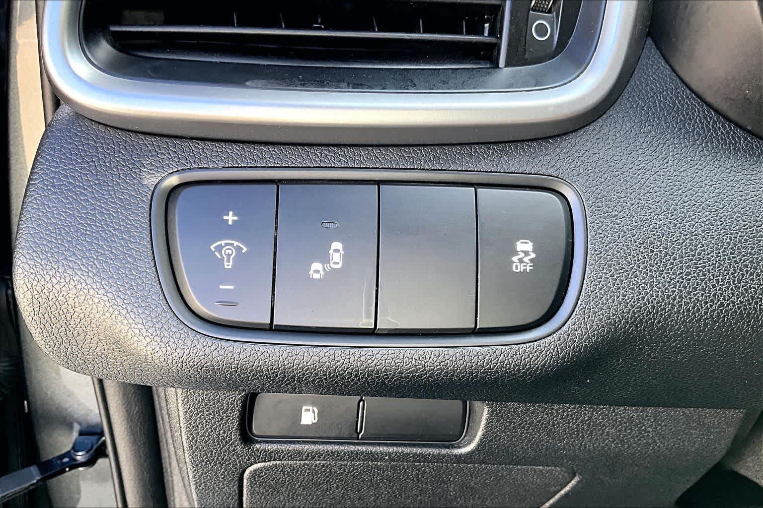 Used 2020 Kia Sorento LX AWD/4WD image 31