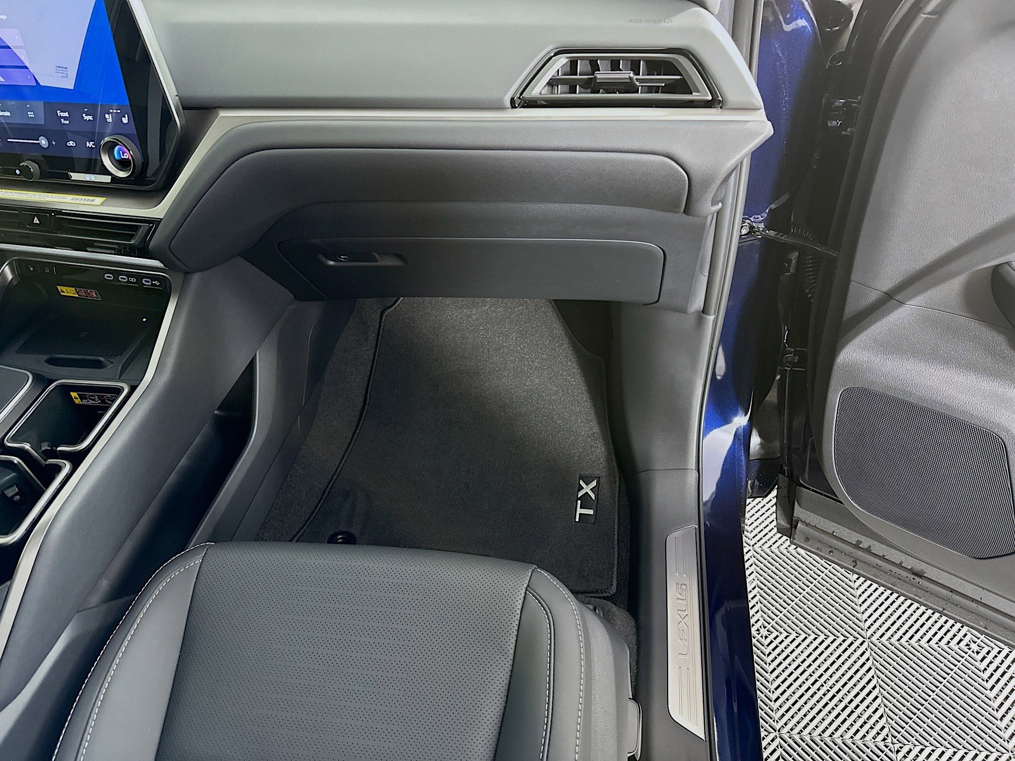 New 2026 Lexus TX 350 AWD image 33