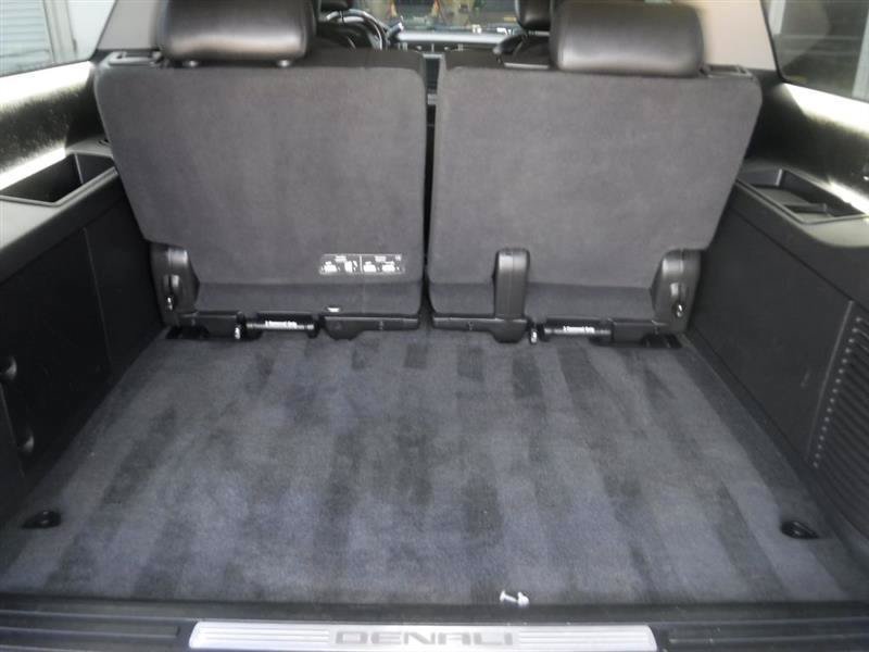Used 2012 GMC Yukon XL Denali AWD/4WD image 38