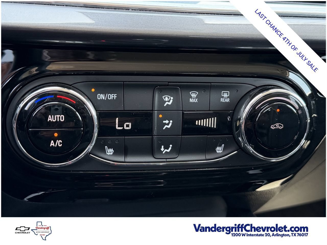 Used 2026 Chevrolet Trax ACTIV w/ Driver Confidence Package FWD image 19