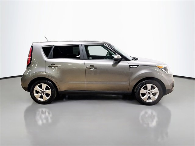 Used 2017 Kia Soul image 6