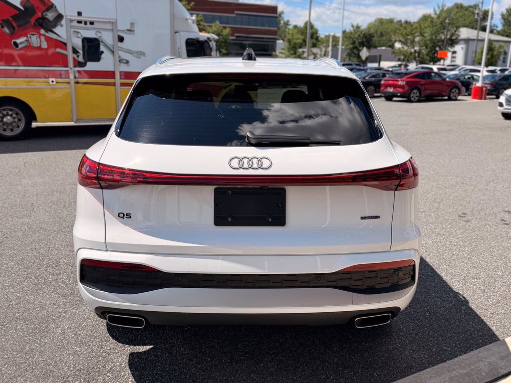 Certified 2025 Audi Q5 Premium w/ Convenience Package AWD/4WD image 5