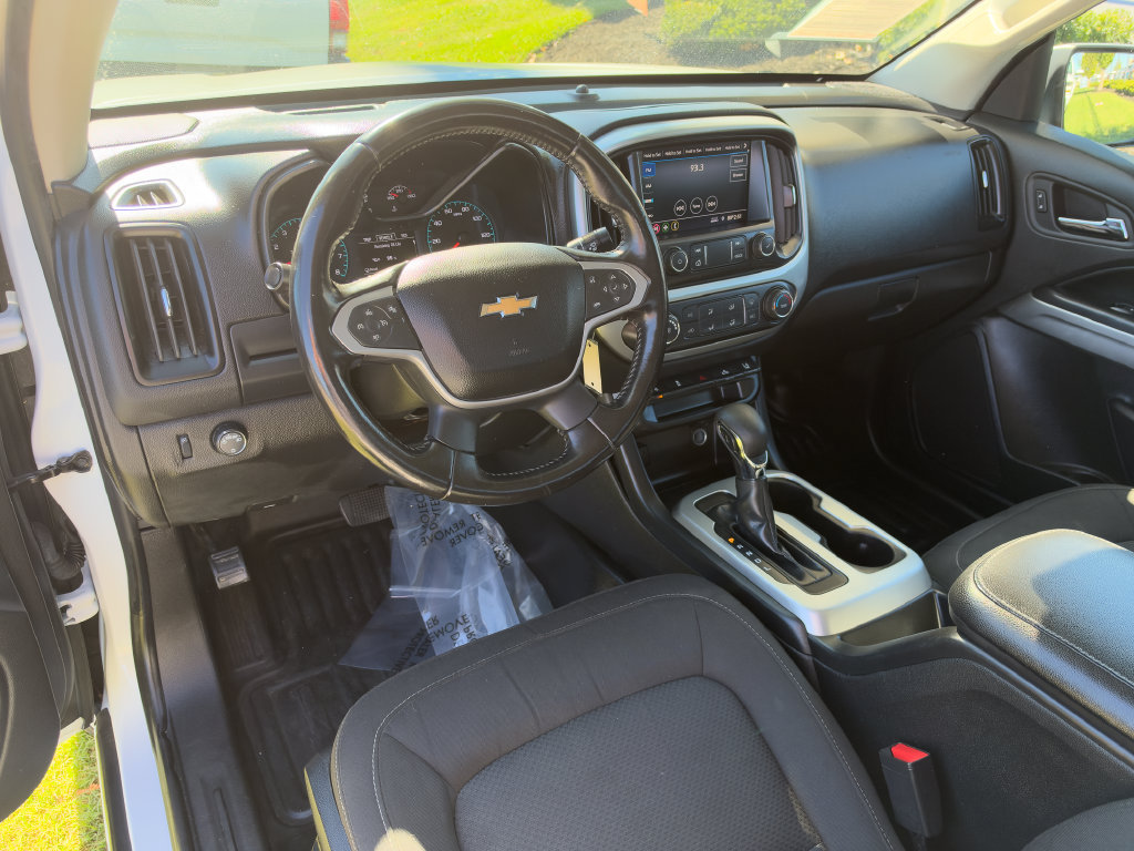 Used 2022 Chevrolet Colorado LT w/ Fleet Safety Package RWD image 15