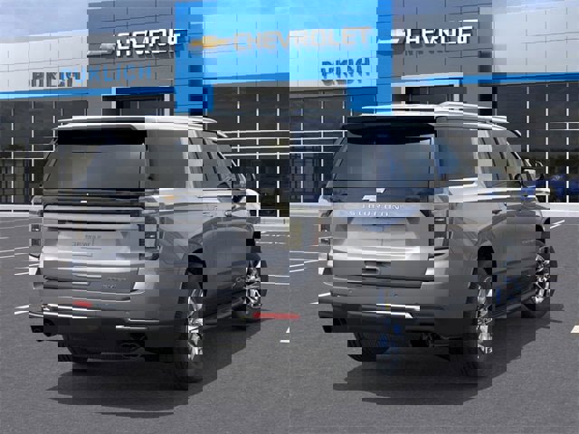 New 2026 Chevrolet Suburban Premier image 4