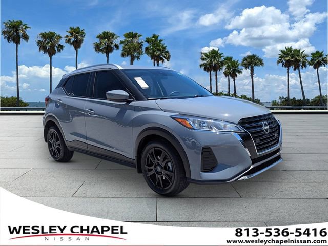 Certified 2022 Nissan Kicks SV FWD image 1