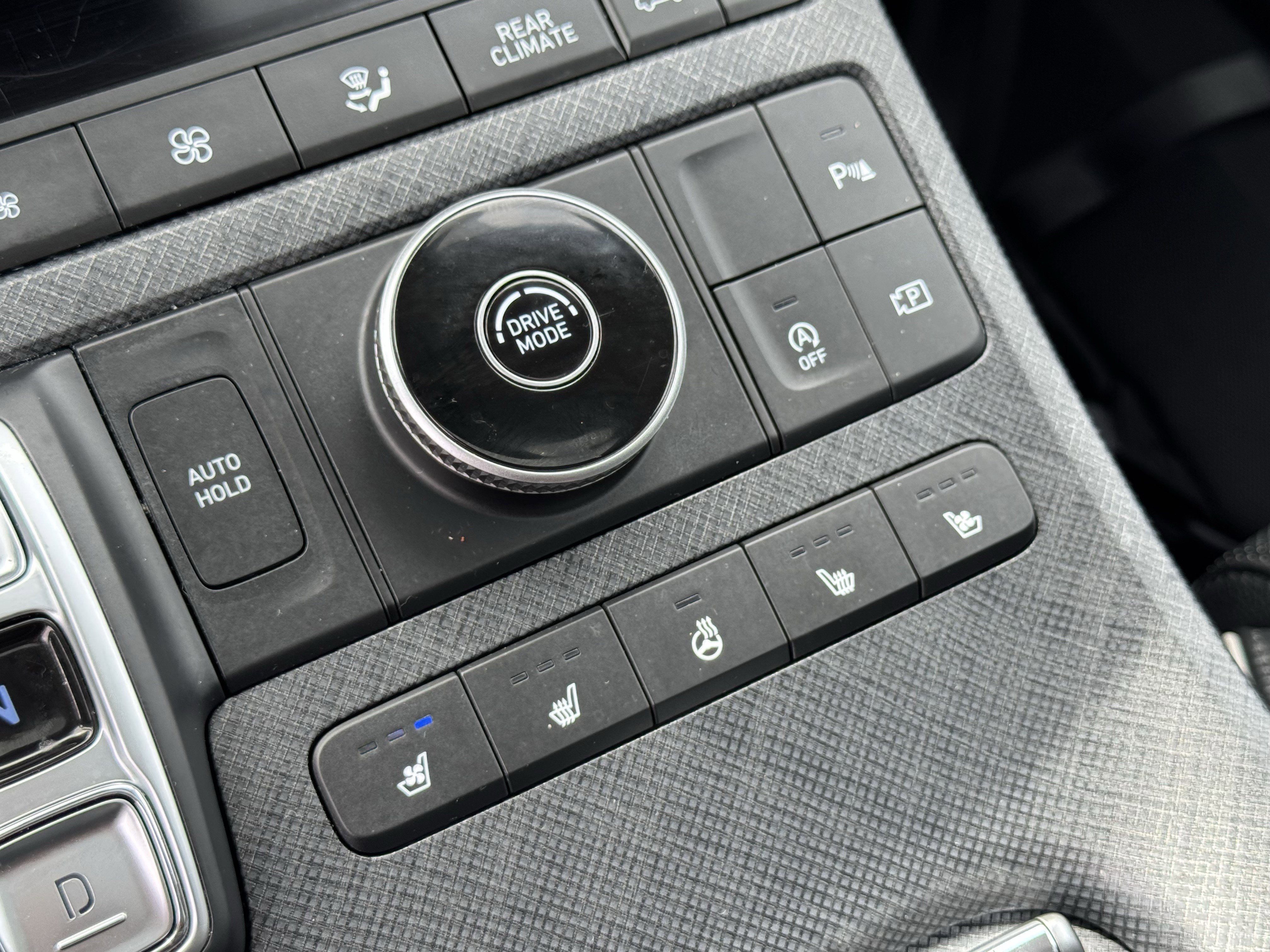 Used 2024 Hyundai Palisade Limited image 26