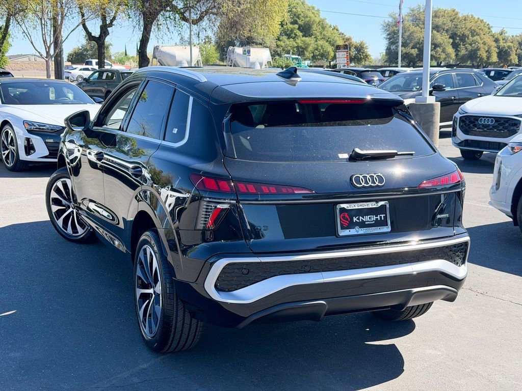 New 2026 Audi Q3 quattro 2.0T AWD/4WD image 10