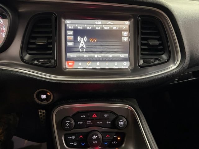 Used 2019 Dodge Challenger R/T RWD image 27