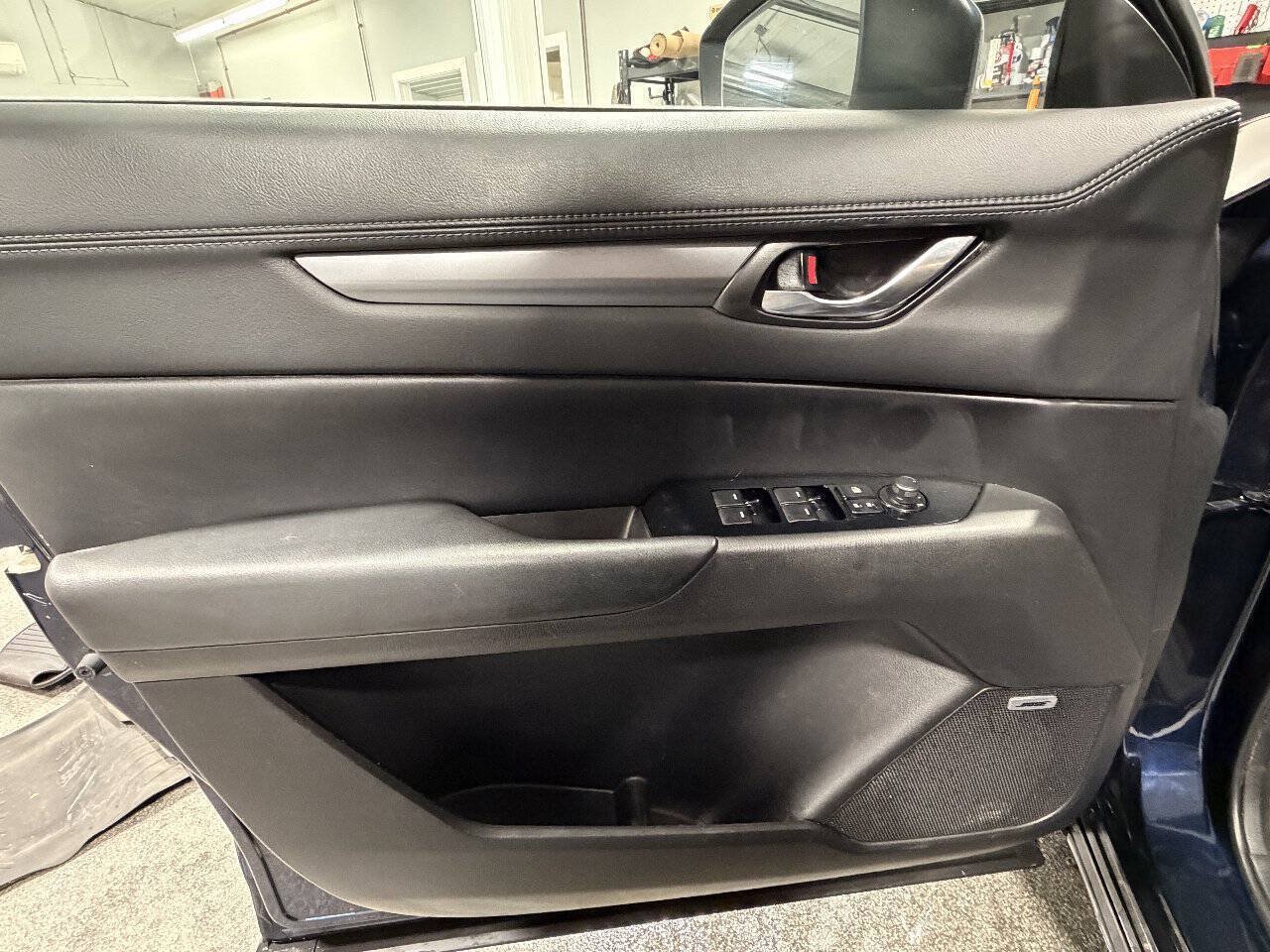 Used 2019 MAZDA CX-5 Touring AWD/4WD image 11