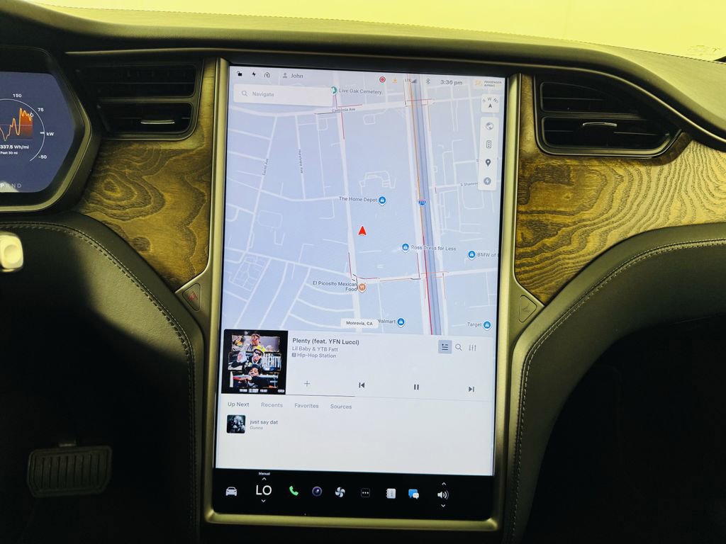 Used 2021 Tesla Model X Long Range image 12