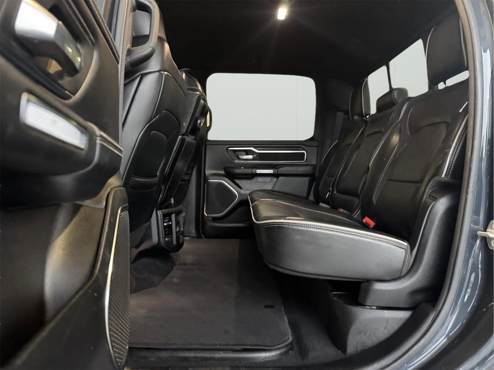 Used 2025 RAM 1500 Laramie AWD/4WD image 8