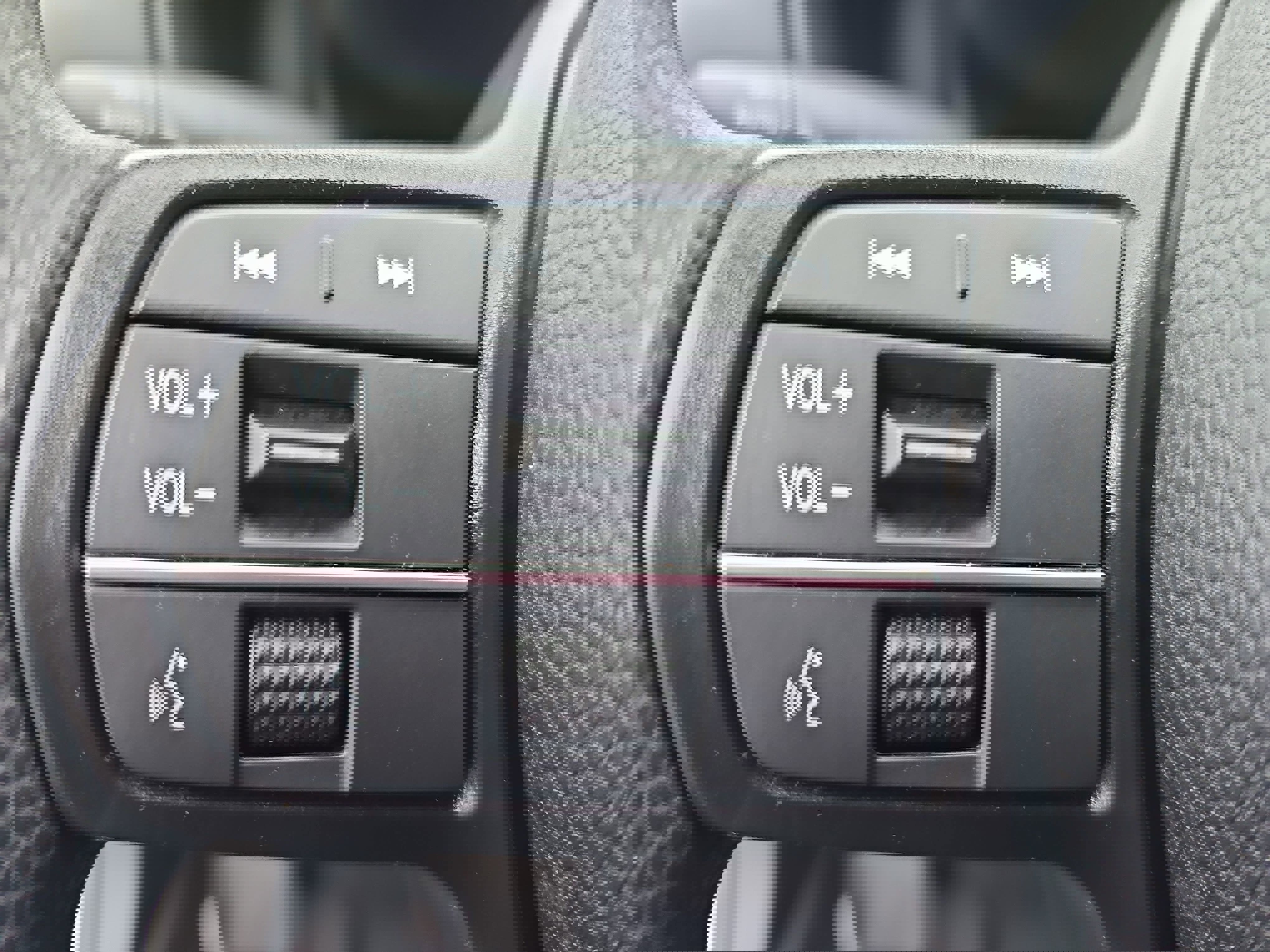 Used 2025 Honda Accord SE image 17