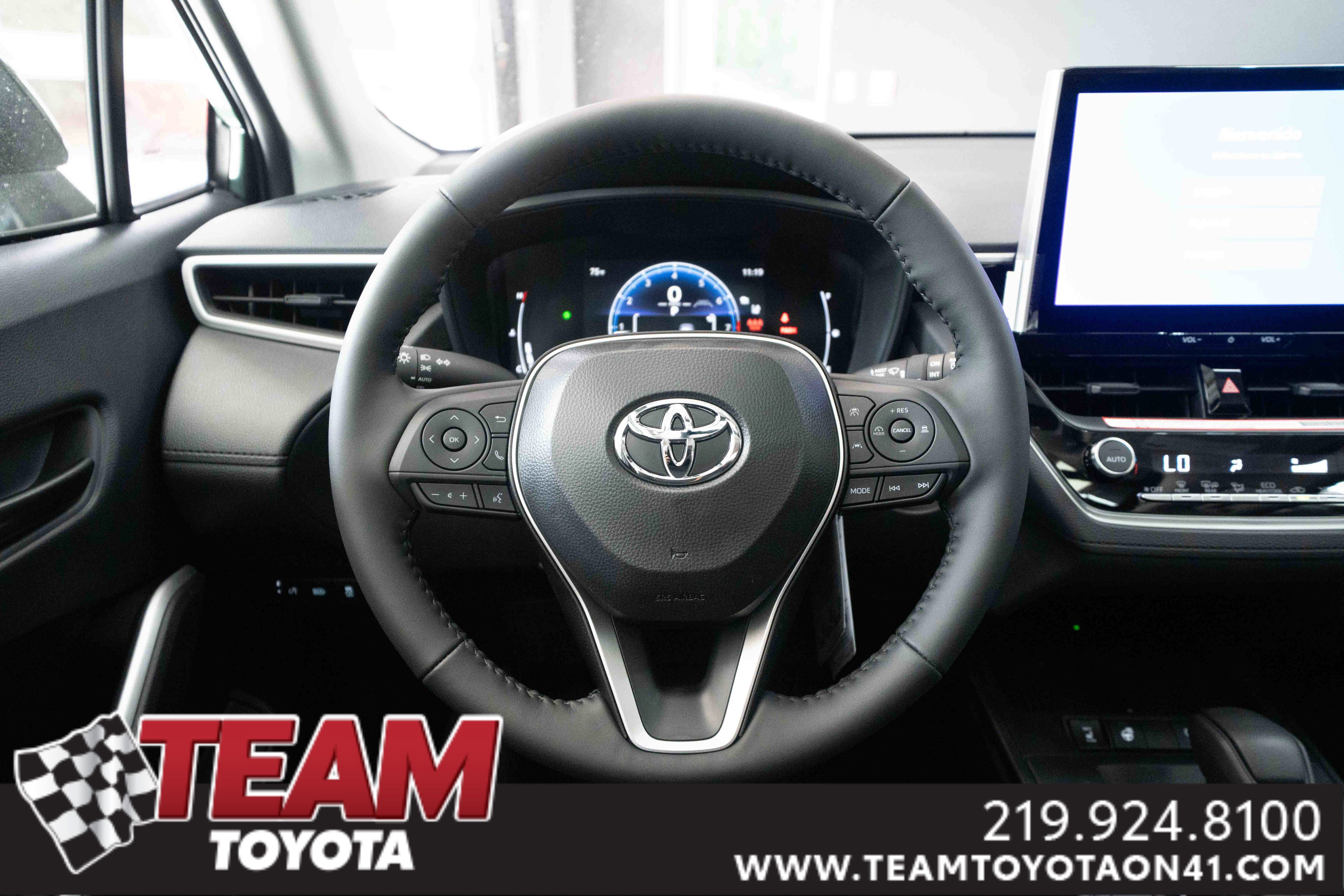 New 2026 Toyota Corolla Cross LE w/ Moonroof Package image 21