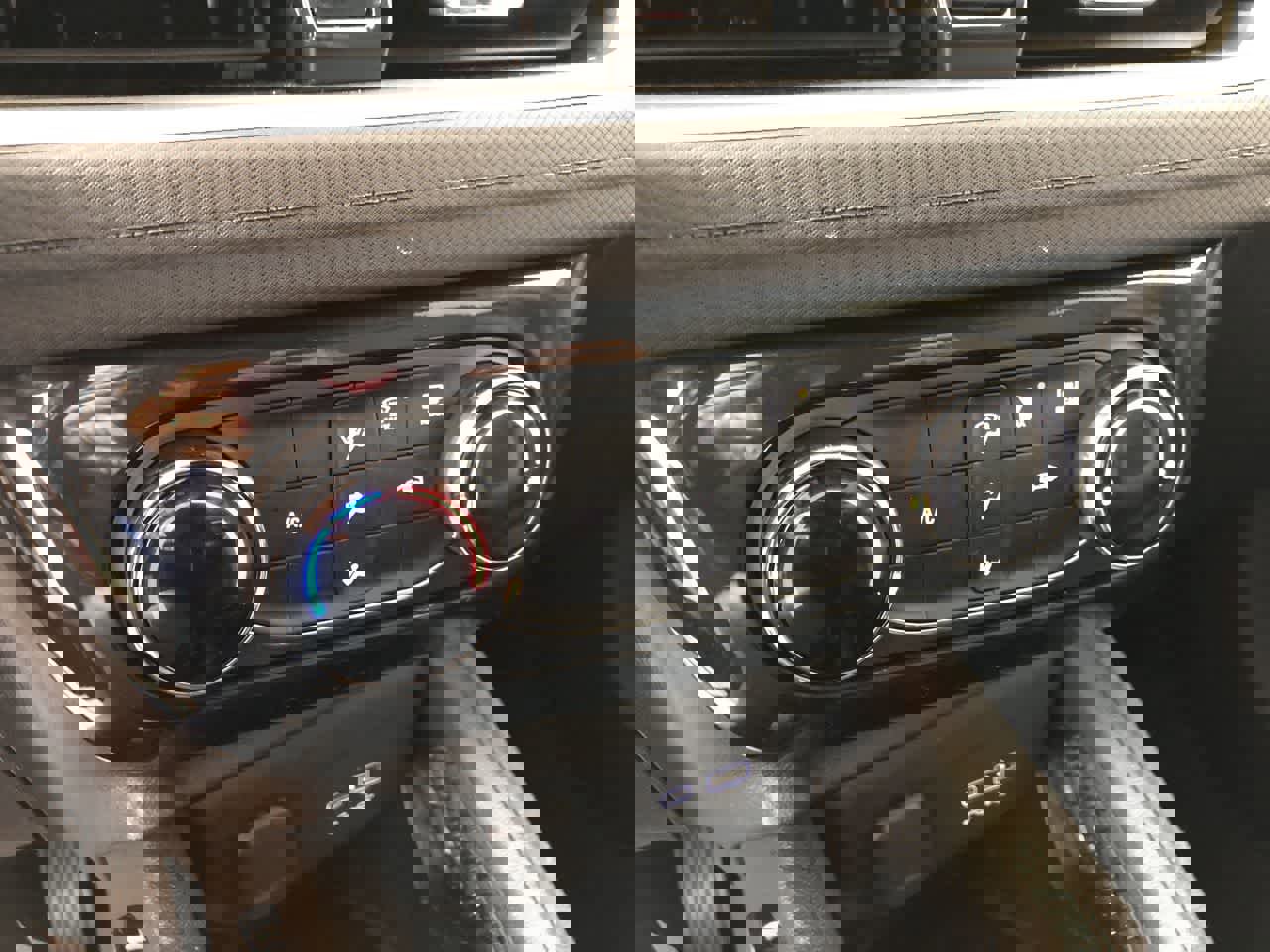 Used 2025 Chevrolet TrailBlazer LT image 17