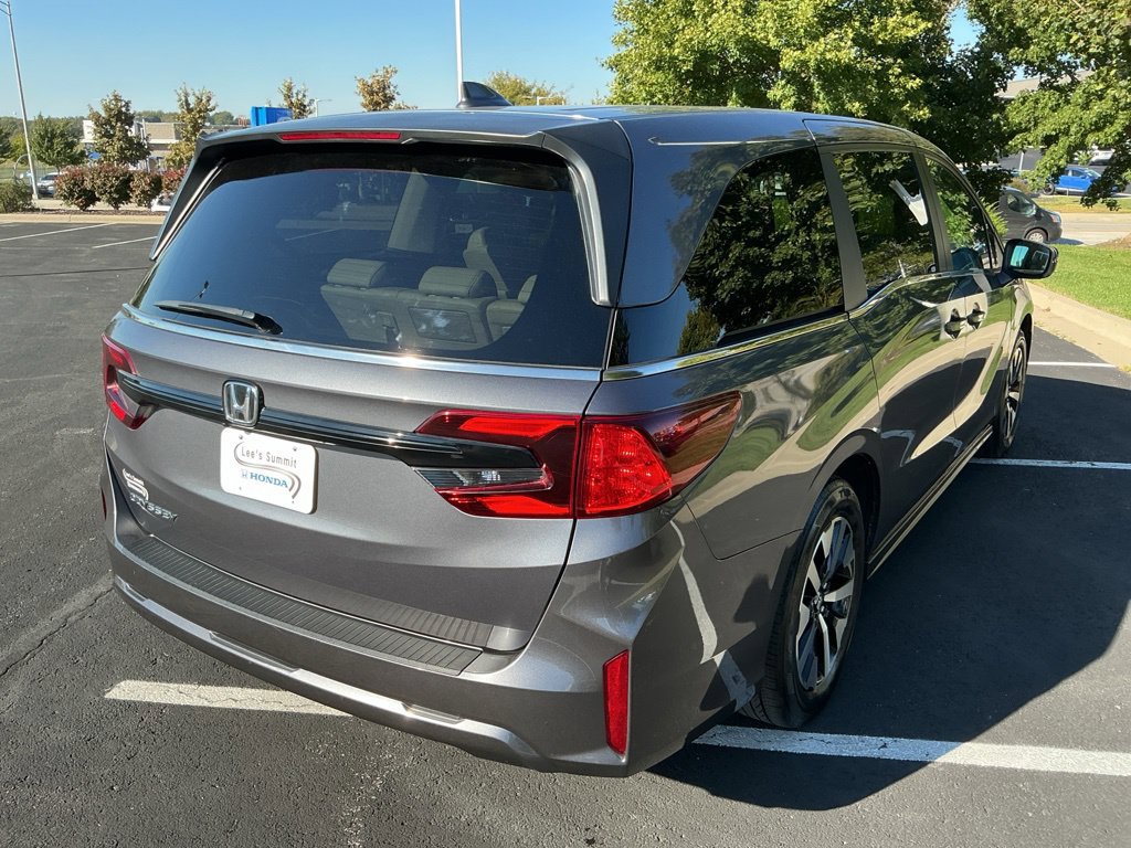 Used 2025 Honda Odyssey EX-L image 11
