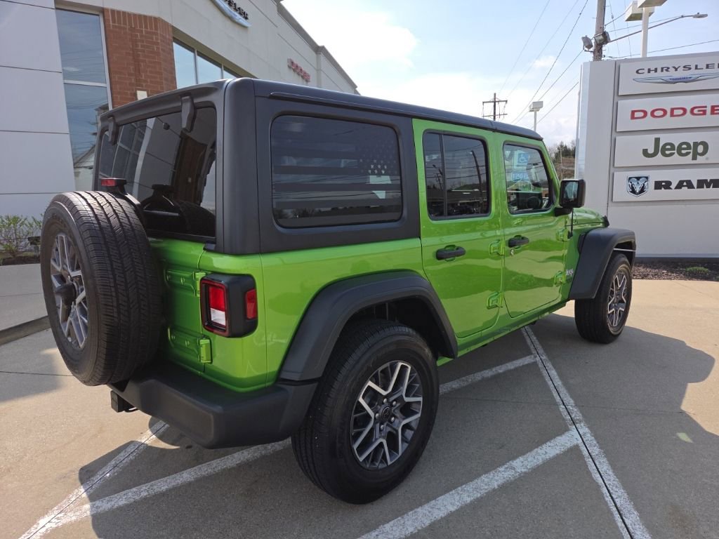 Certified 2019 Jeep Wrangler Unlimited Sport S AWD/4WD image 13
