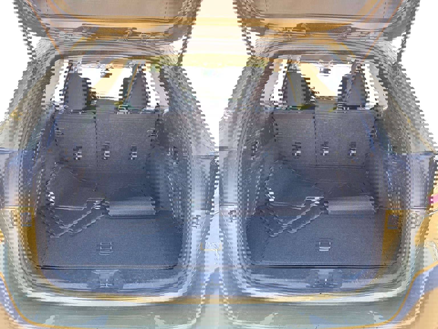 Used 2024 Subaru Outback Premium image 19