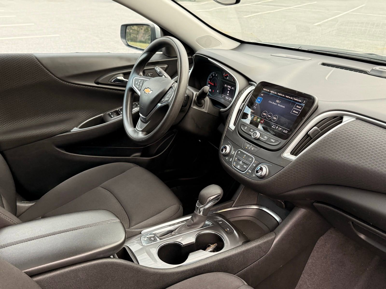 Used 2024 Chevrolet Malibu LT image 25