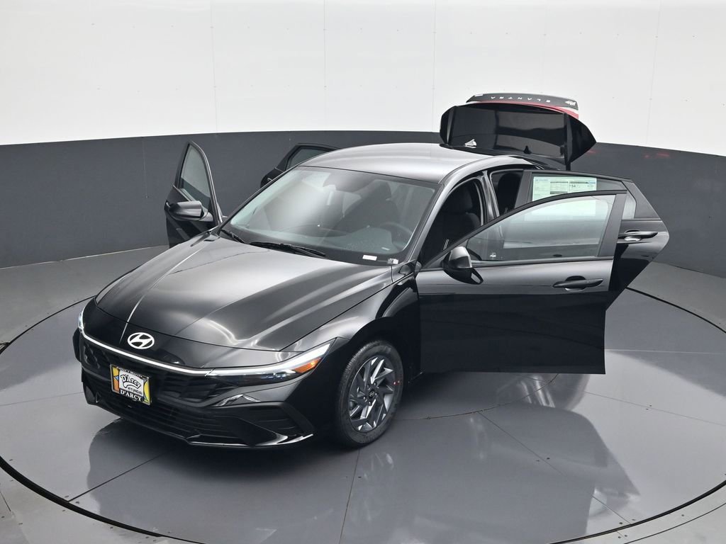 New 2026 Hyundai Elantra Hybrid FWD image 30