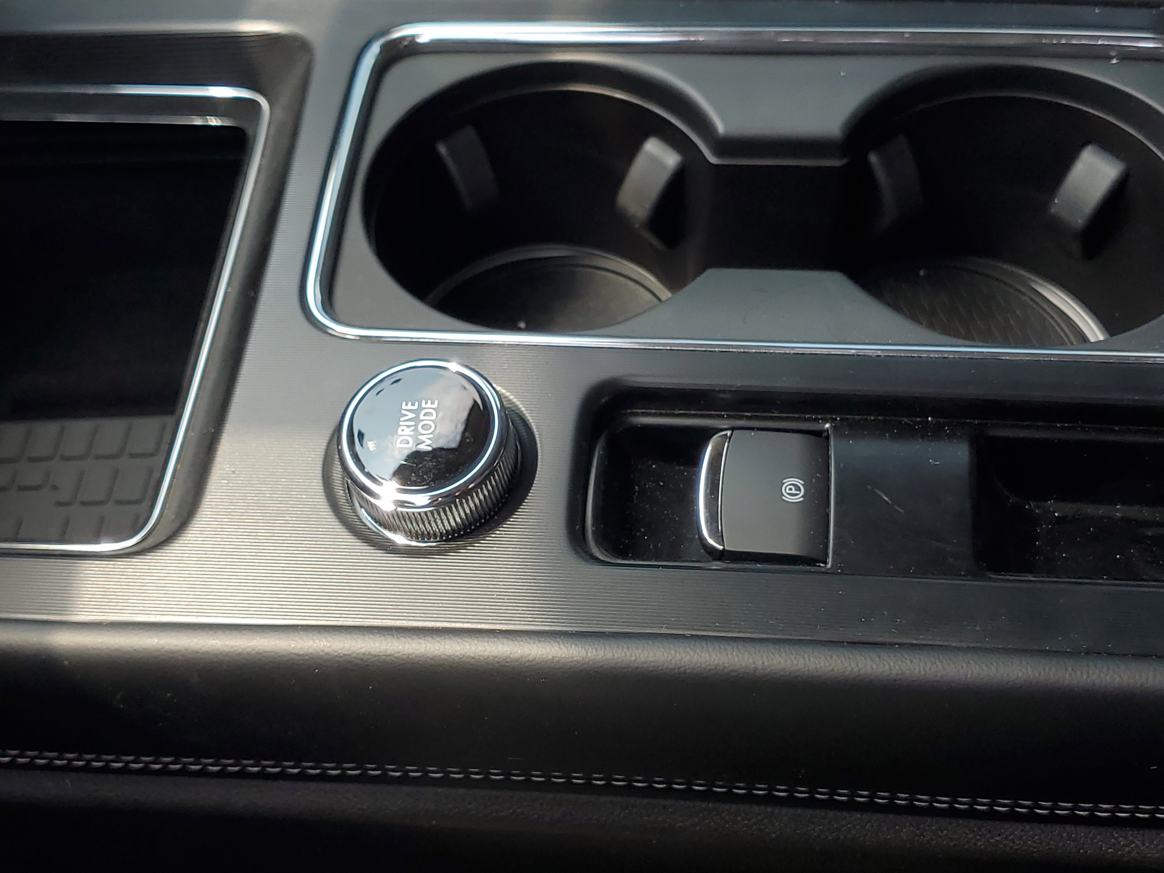 New 2025 Lincoln Corsair Reserve image 24