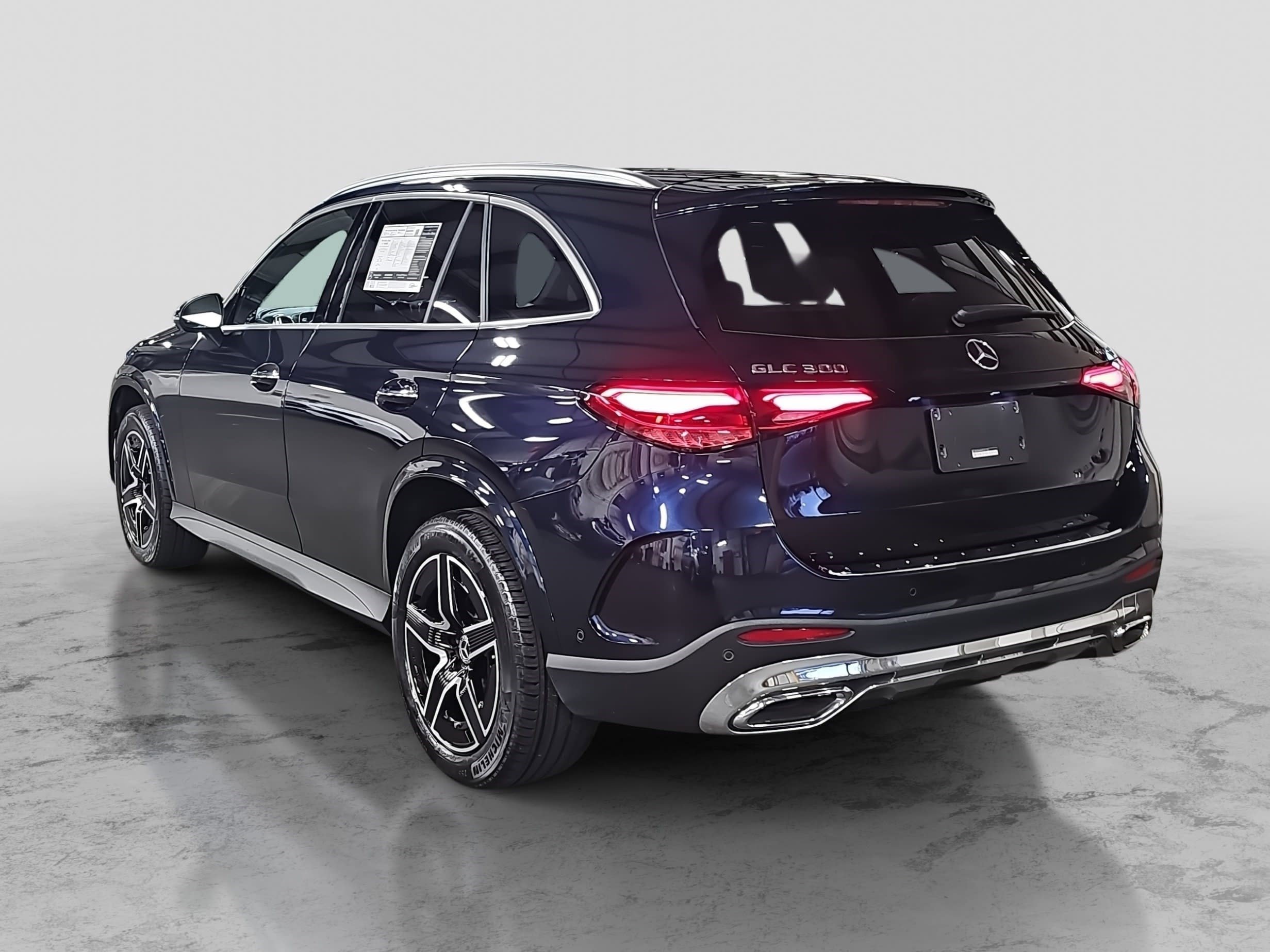 Certified 2024 Mercedes-Benz GLC 300 4MATIC image 8