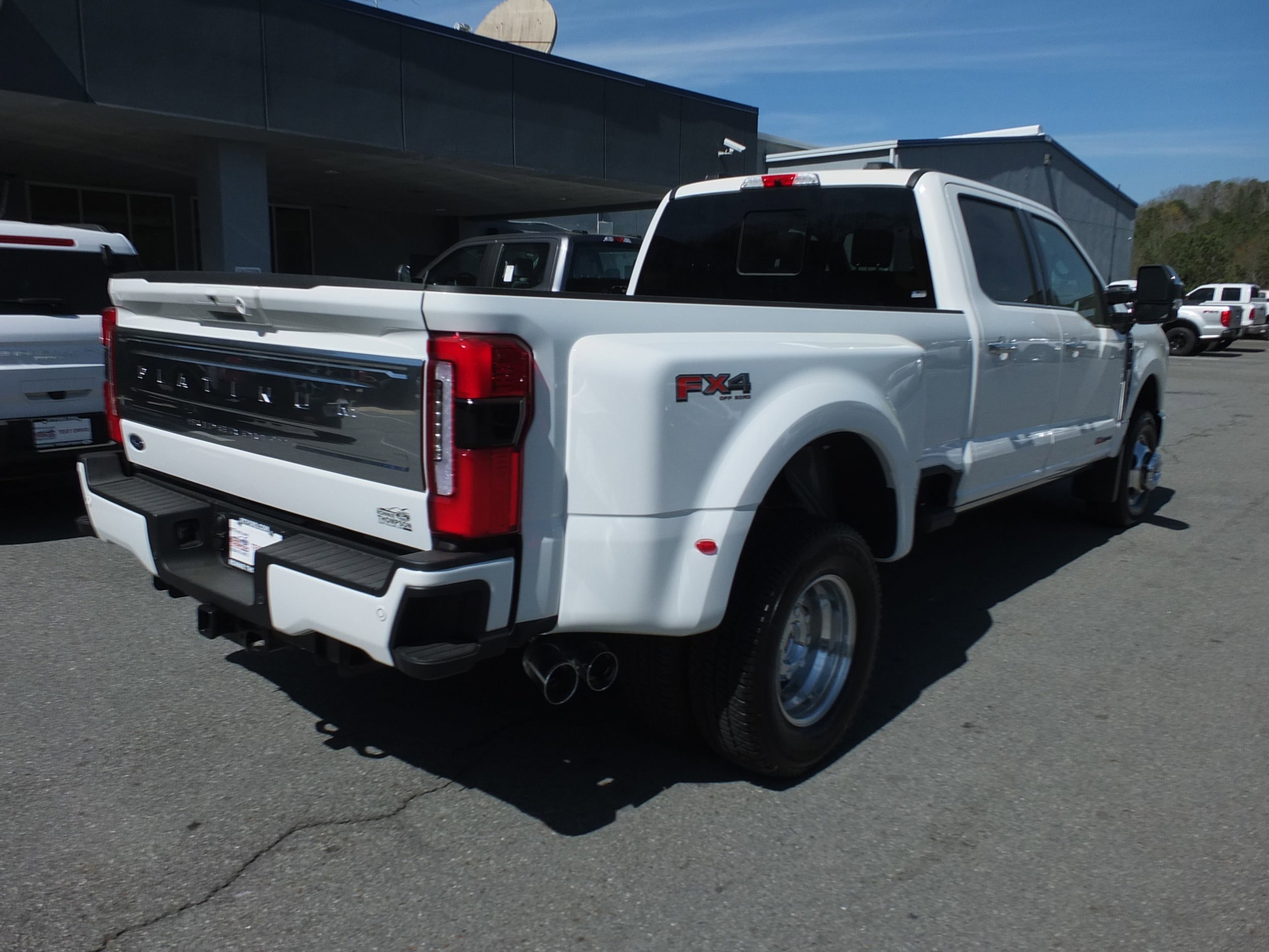 New 2026 Ford F350 Platinum w/ Platinum Plus Package image 10