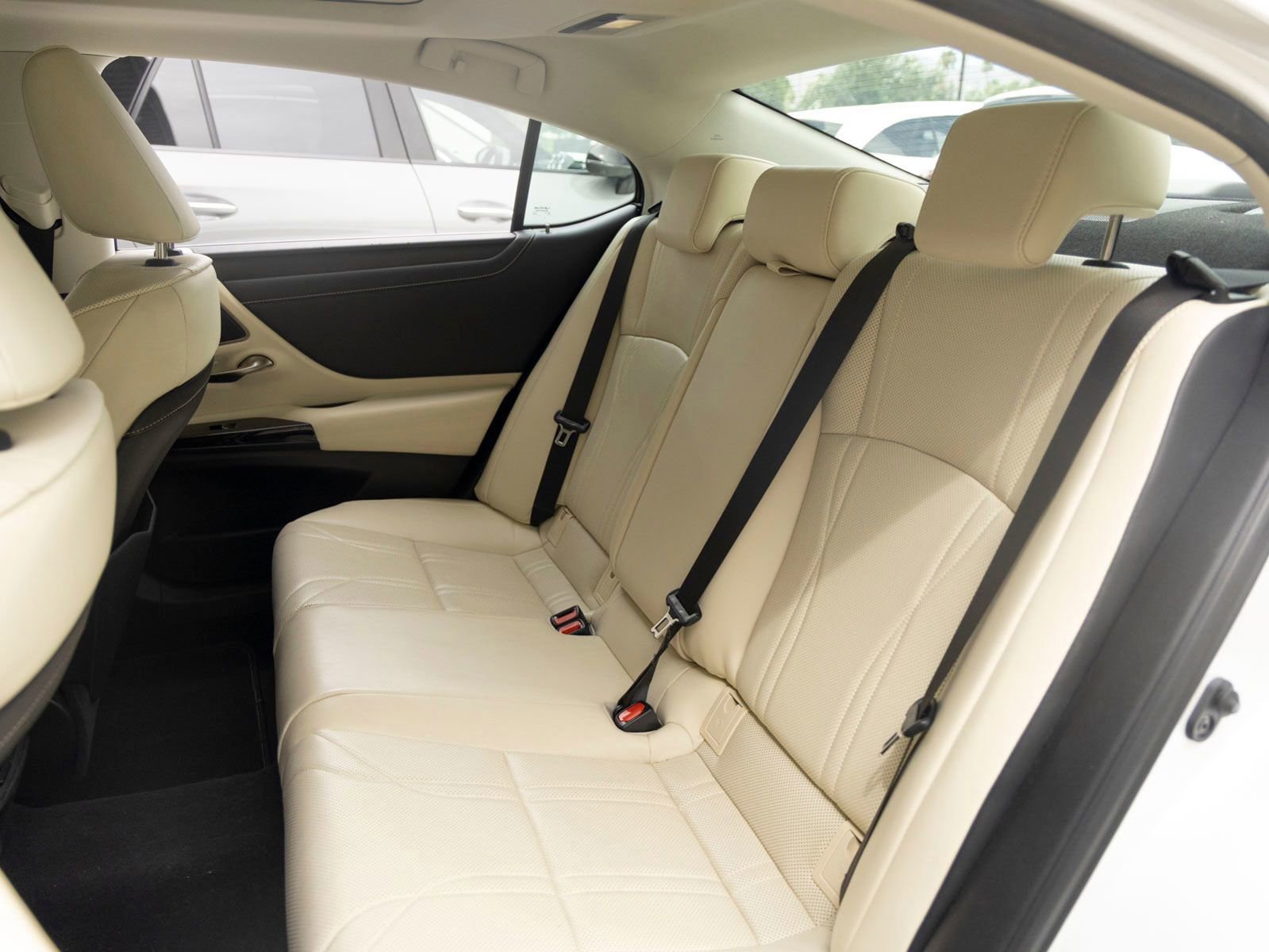 Used 2022 Lexus ES 350 w/ Accessory Package 2 FWD image 19