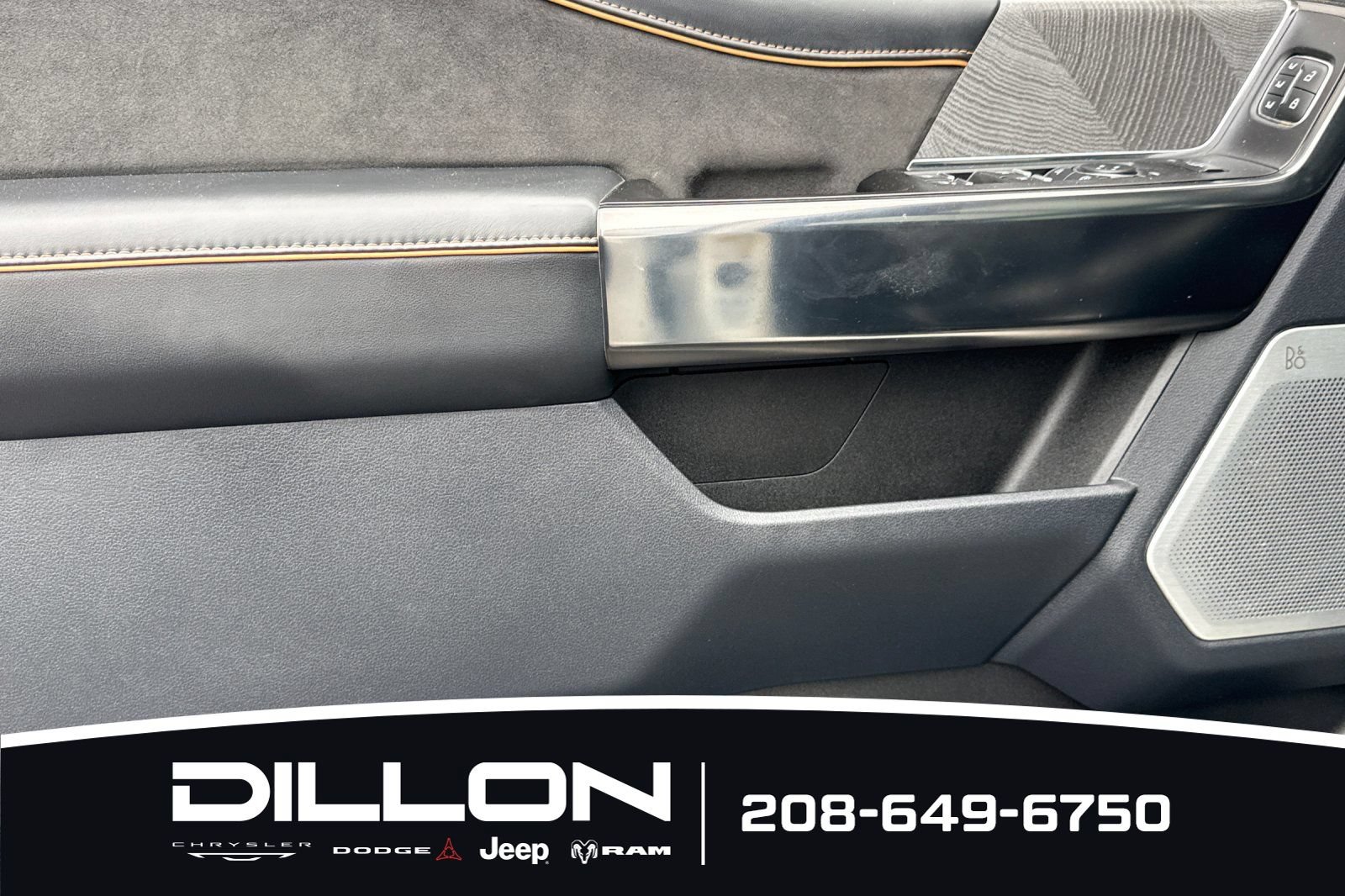 Used 2023 Ford F350 Platinum AWD/4WD image 11