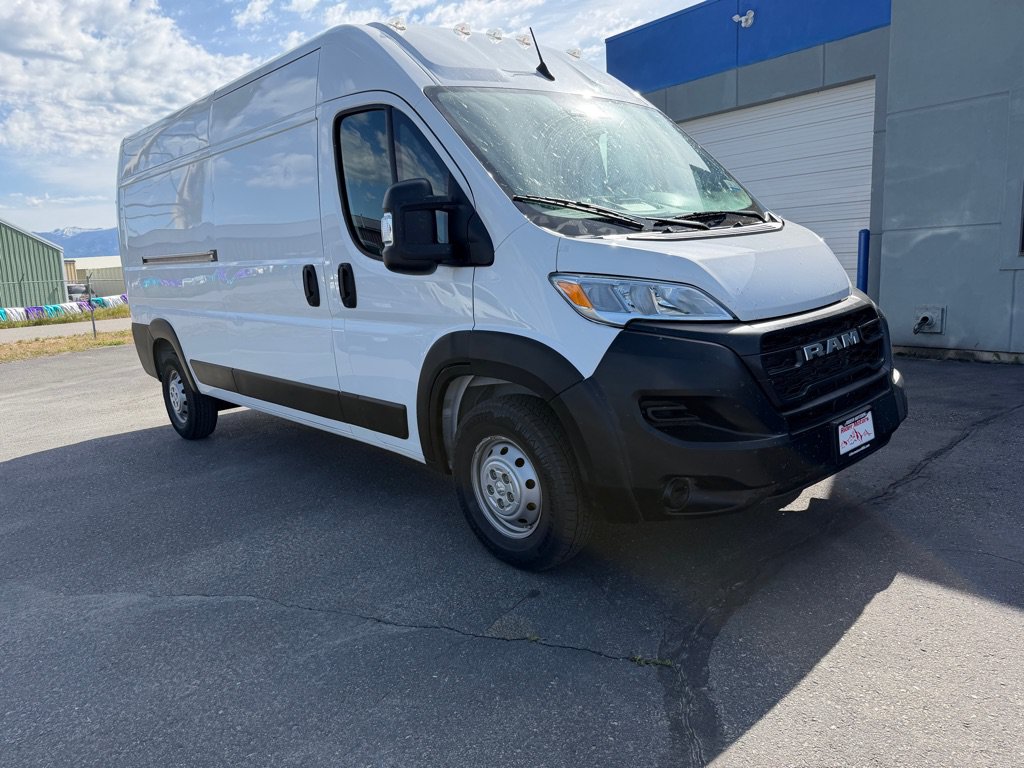 Used 2023 RAM ProMaster 2500 FWD image 1