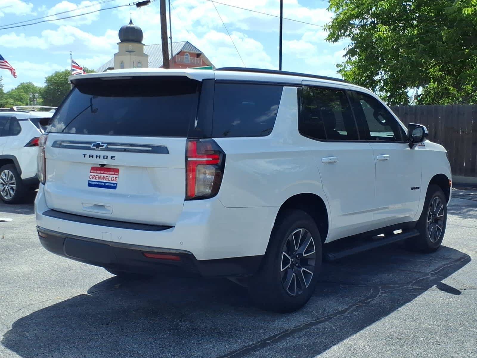 Used 2022 Chevrolet Tahoe Z71 w/ Max Trailering Package AWD/4WD image 9