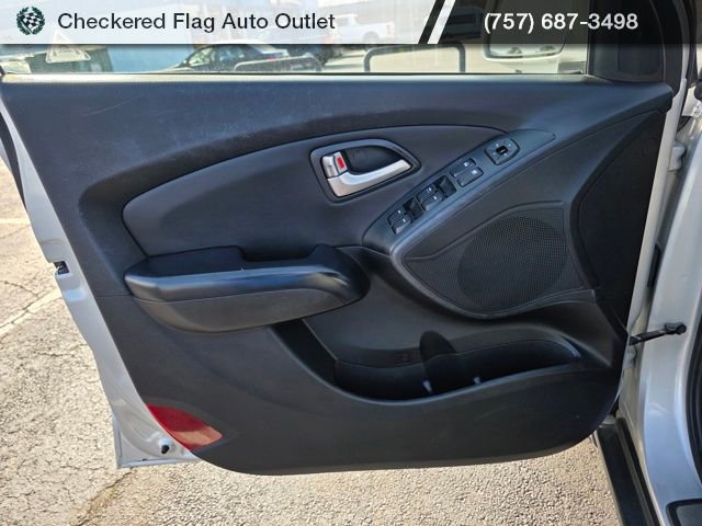 Used 2013 Hyundai Tucson Limited w/ Premium Pkg image 21