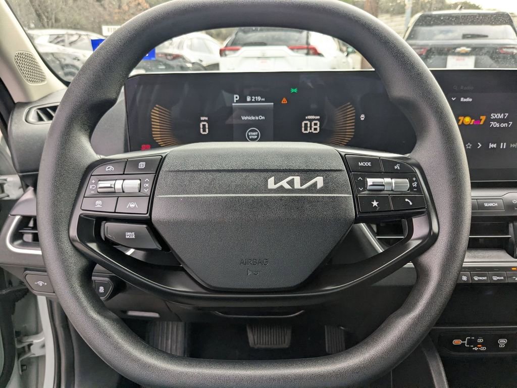 Used 2025 Kia K4 LXS image 17