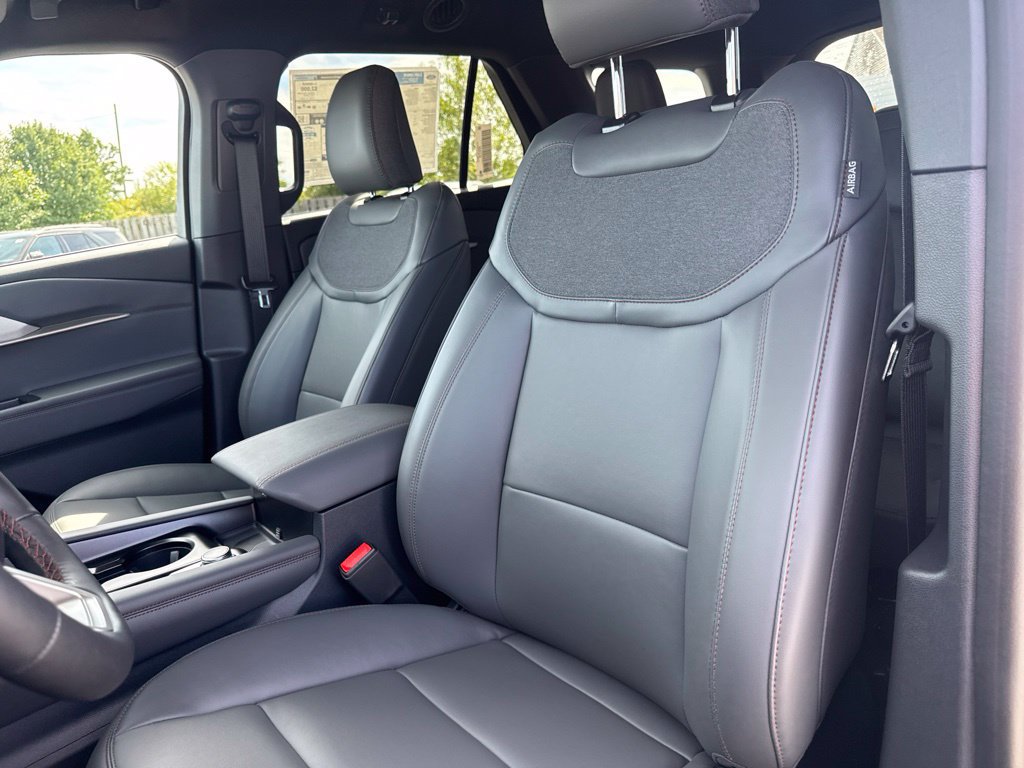 New 2027 Ford Explorer Active w/ Active Comfort Package AWD/4WD image 18