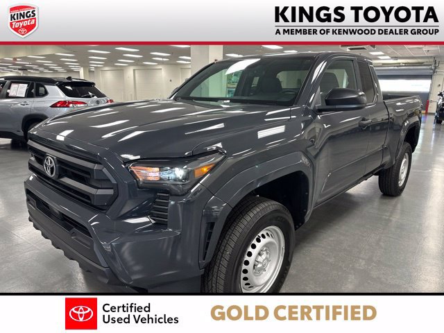 Used 2025 Toyota Tacoma SR AWD/4WD image 4