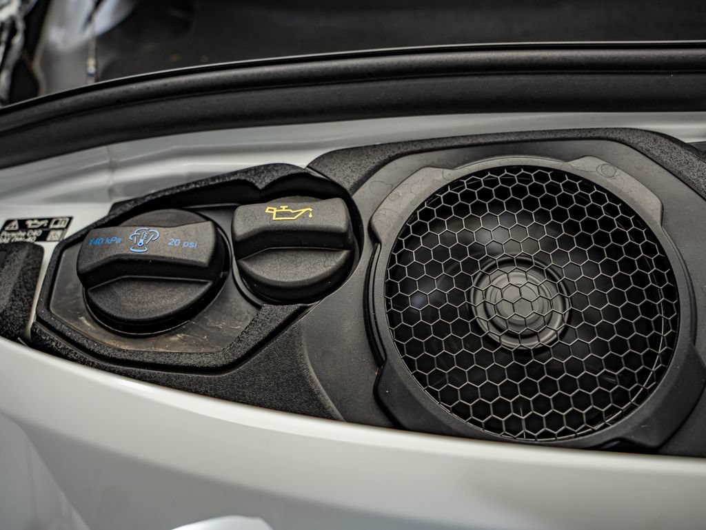 Certified 2025 Porsche 911 Carrera RWD image 51