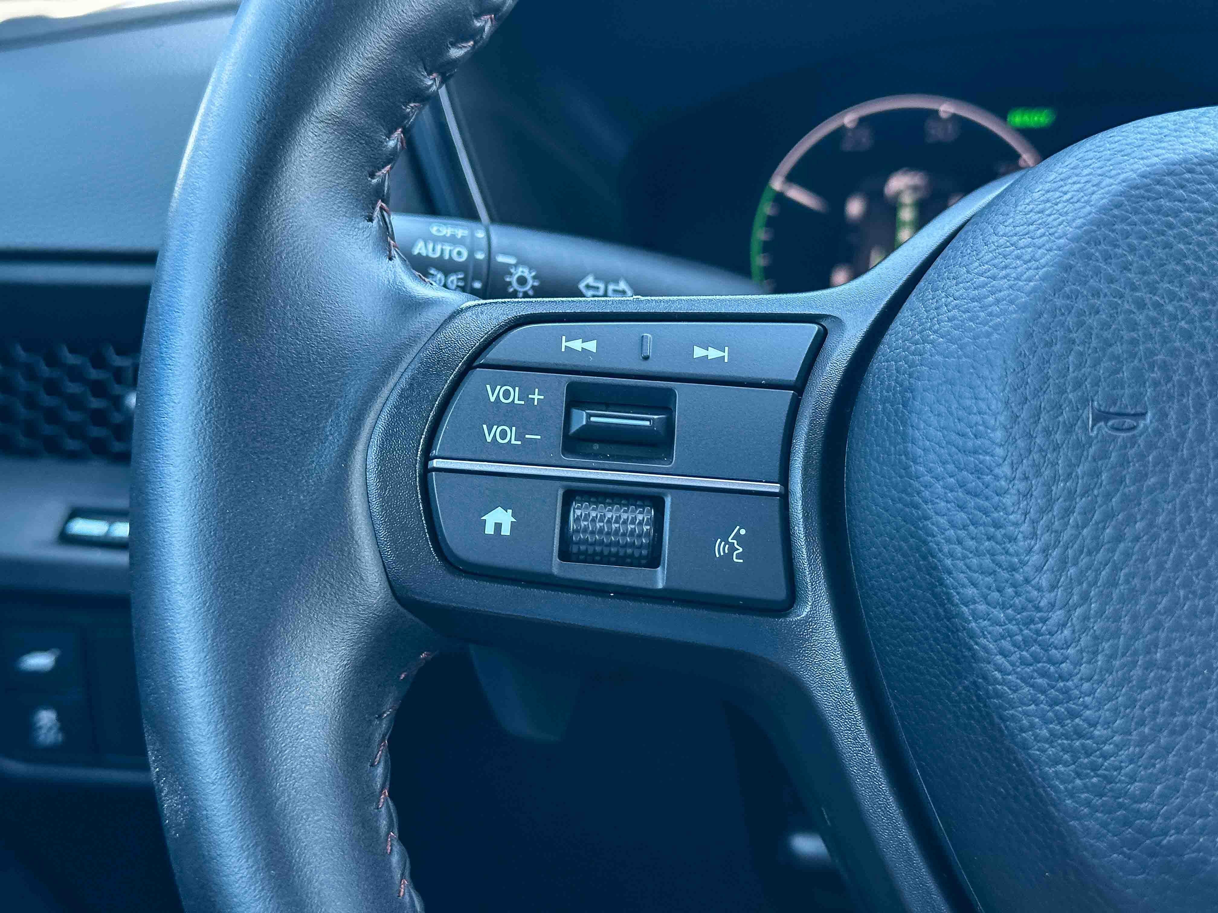 Certified 2025 Honda CR-V Sport-L image 30