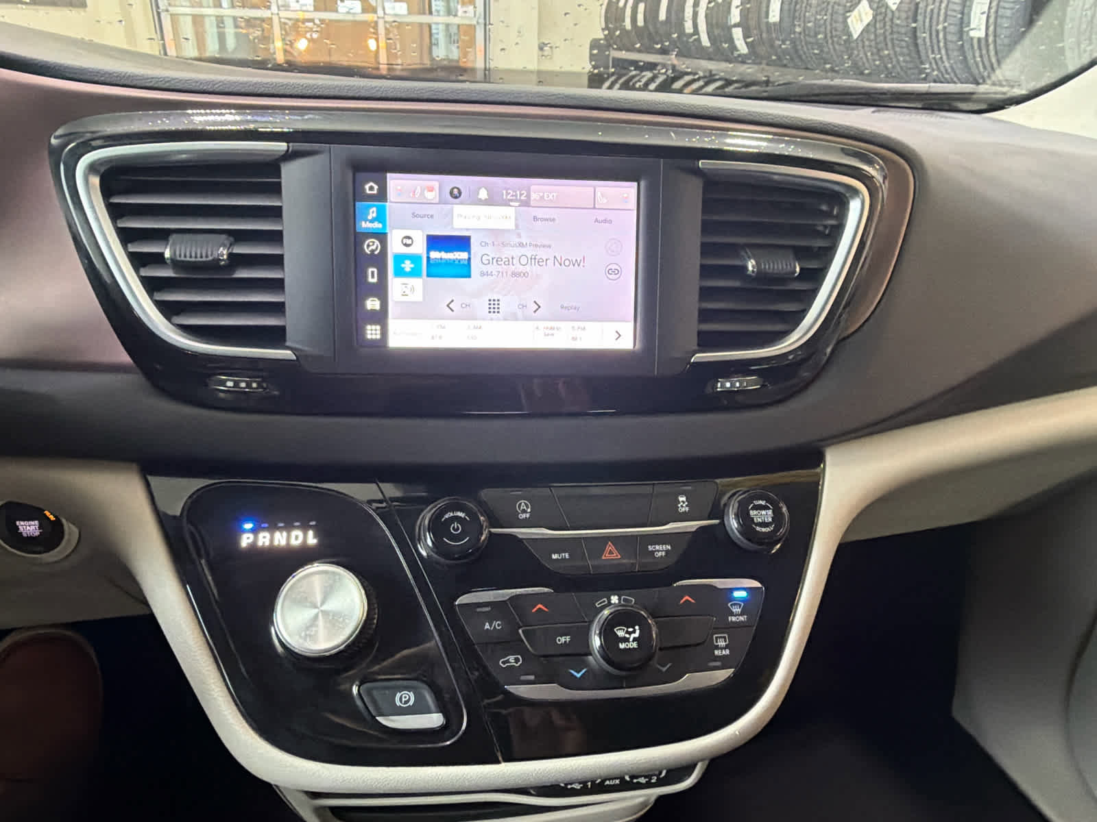Used 2023 Chrysler Voyager LX FWD image 22
