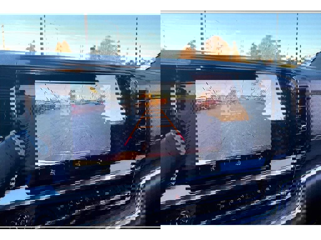 Used 2025 Chevrolet Silverado 3500 LTZ image 23