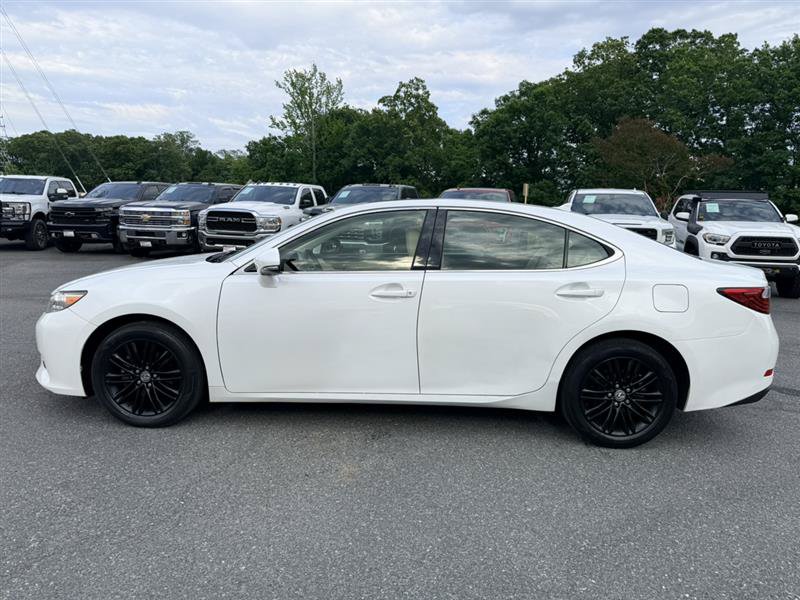 Used 2013 Lexus ES 350 w/ Luxury Pkg FWD image 8