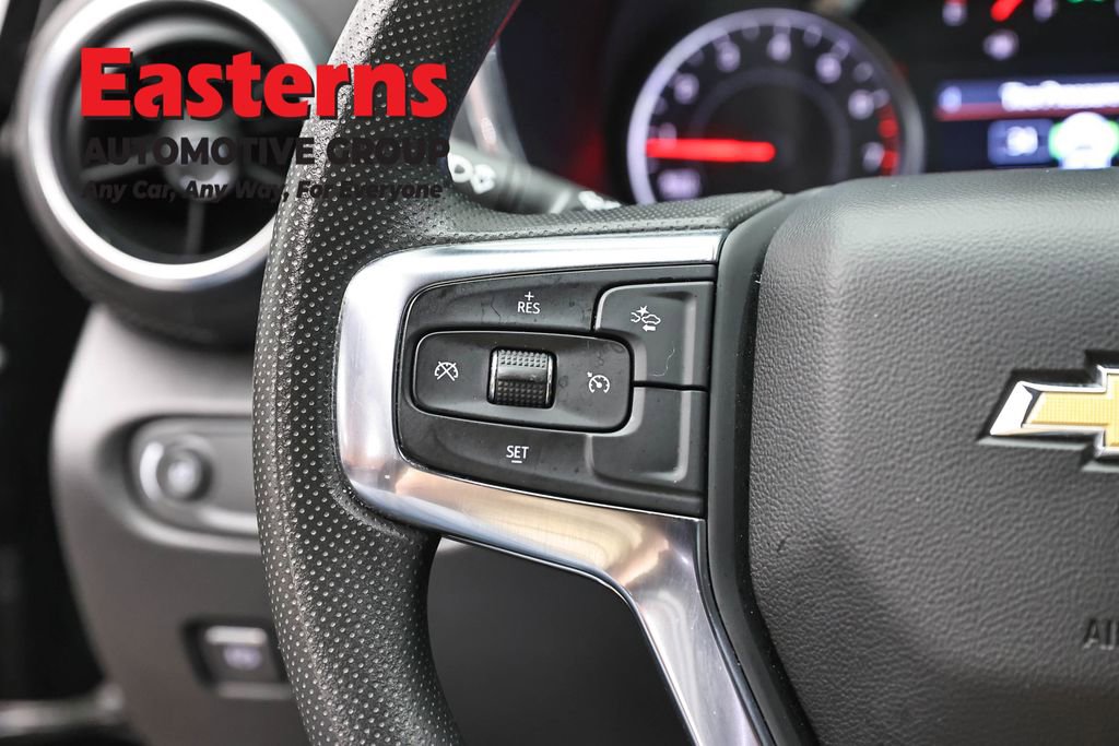 Used 2025 Chevrolet Blazer LT FWD image 15