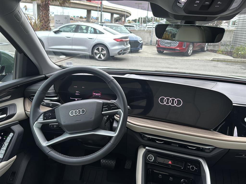 Used 2025 Audi Q5 Premium Plus w/ Premium Plus image 10