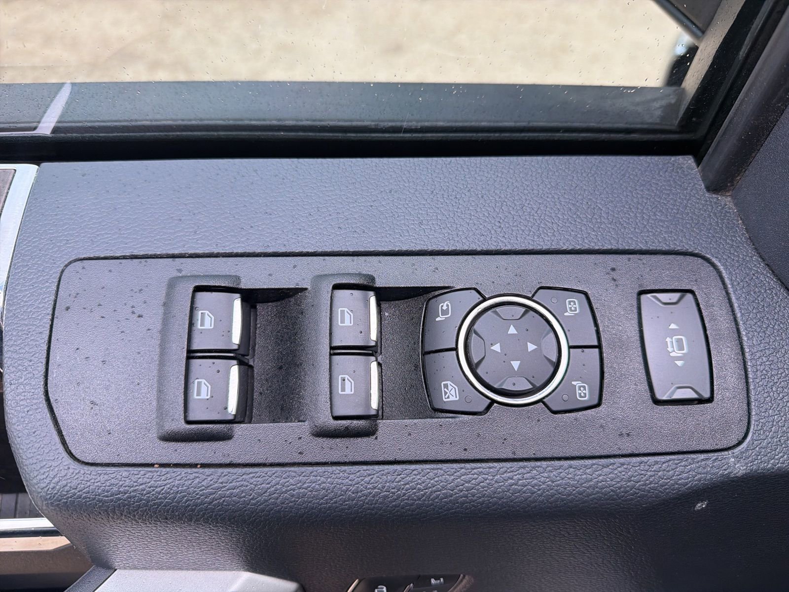 Used 2022 Ford F350 Lariat w/ Lariat Ultimate Package image 17