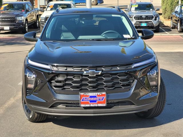 New 2026 Chevrolet Trax LT FWD image 2