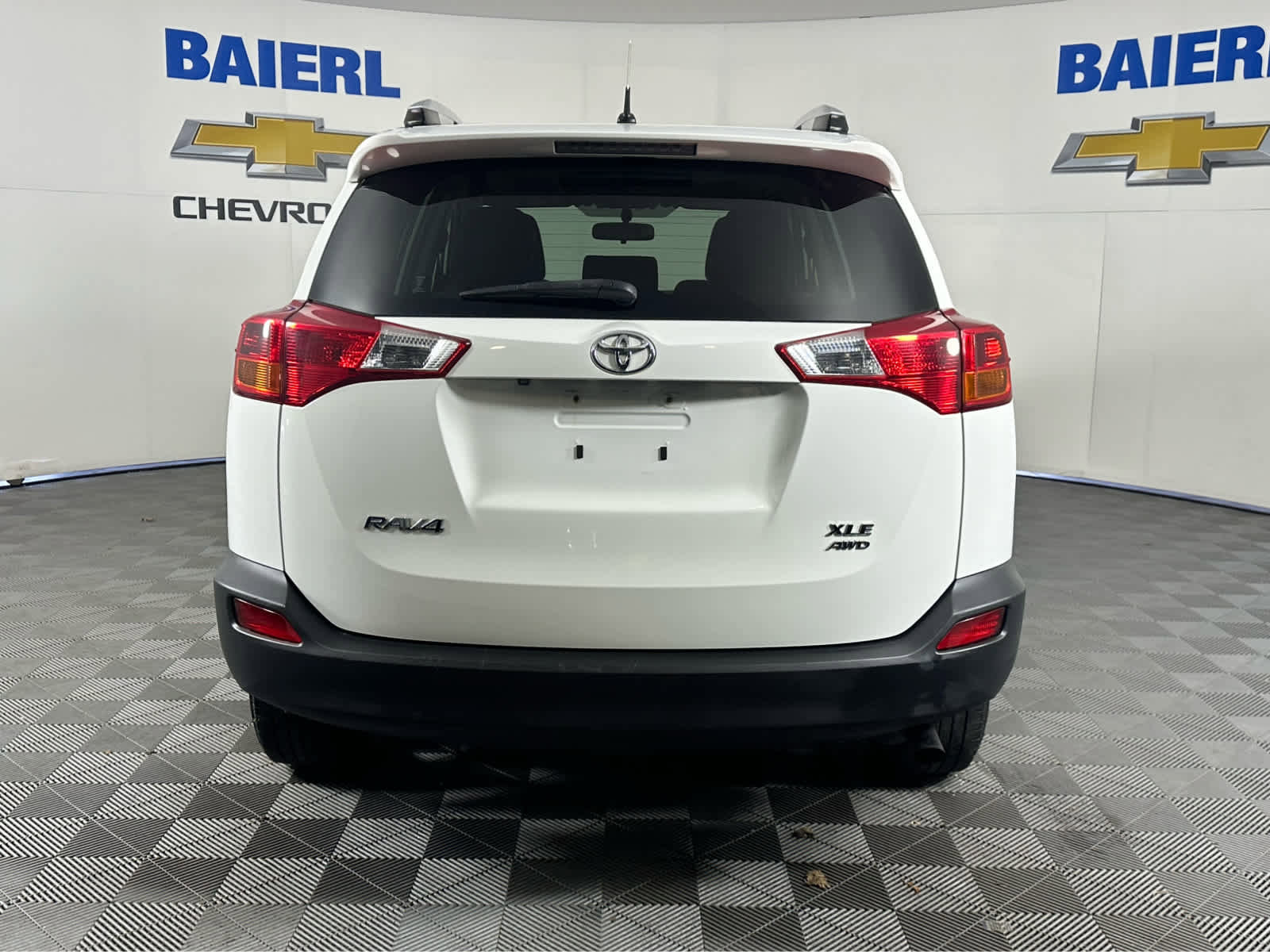 Used 2013 Toyota RAV4 XLE image 6