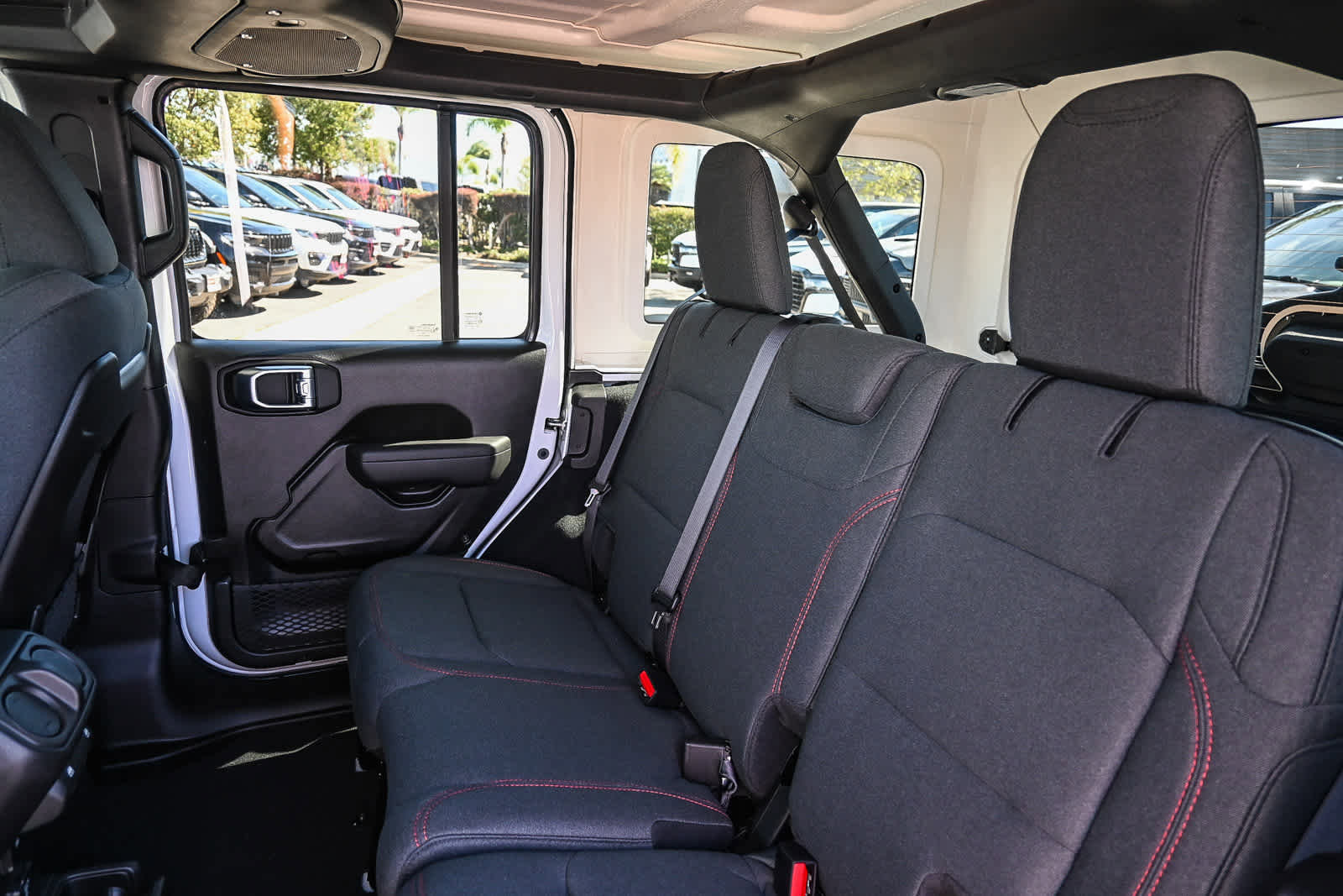 New 2026 Jeep Wrangler Unlimited Rubicon AWD/4WD image 14