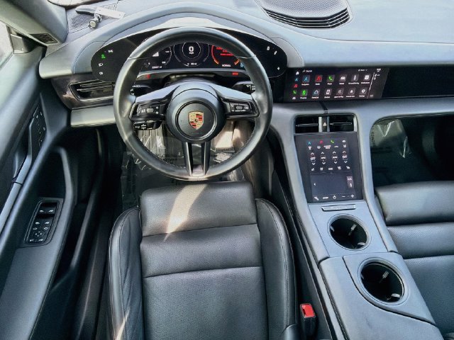 Used 2023 Porsche Taycan RWD image 17