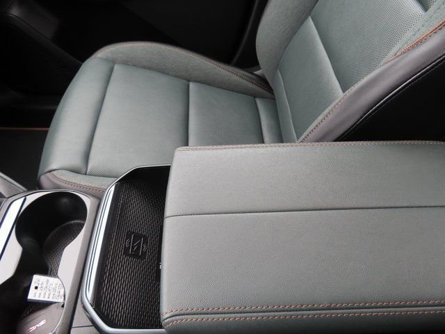 New 2026 GMC Terrain AT4 w/ Convenience Package III image 40