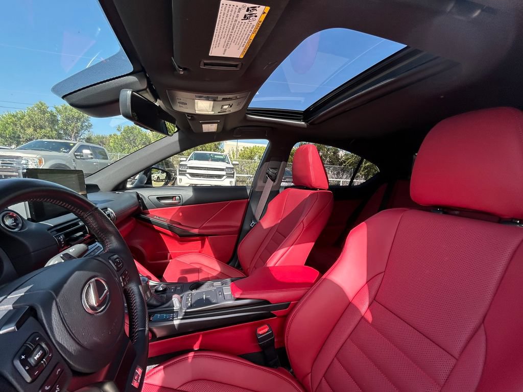 Used 2025 Lexus IS 500 RWD image 12