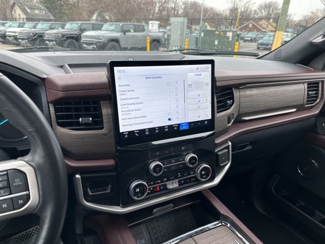 Used 2024 Ford Expedition Max Limited image 14